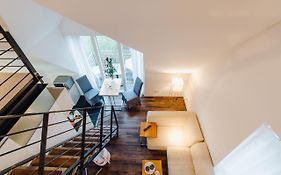 M2 Living Maisonette Apartment No 4